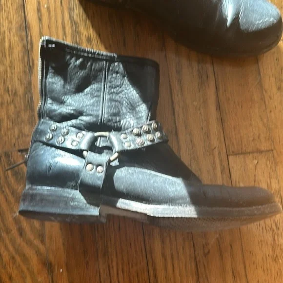 Frye Black Leather Ankle Boots - Picture 3 of 6
